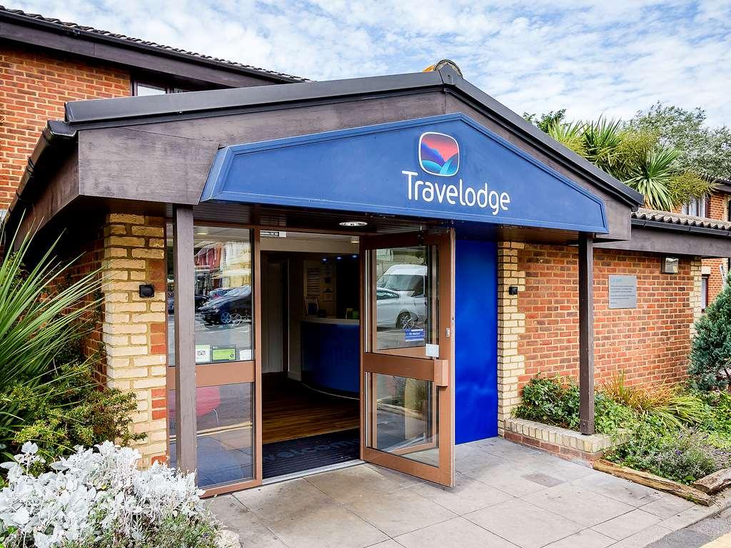 Travelodge London Wimbledon Morden Morden  Екстериор снимка